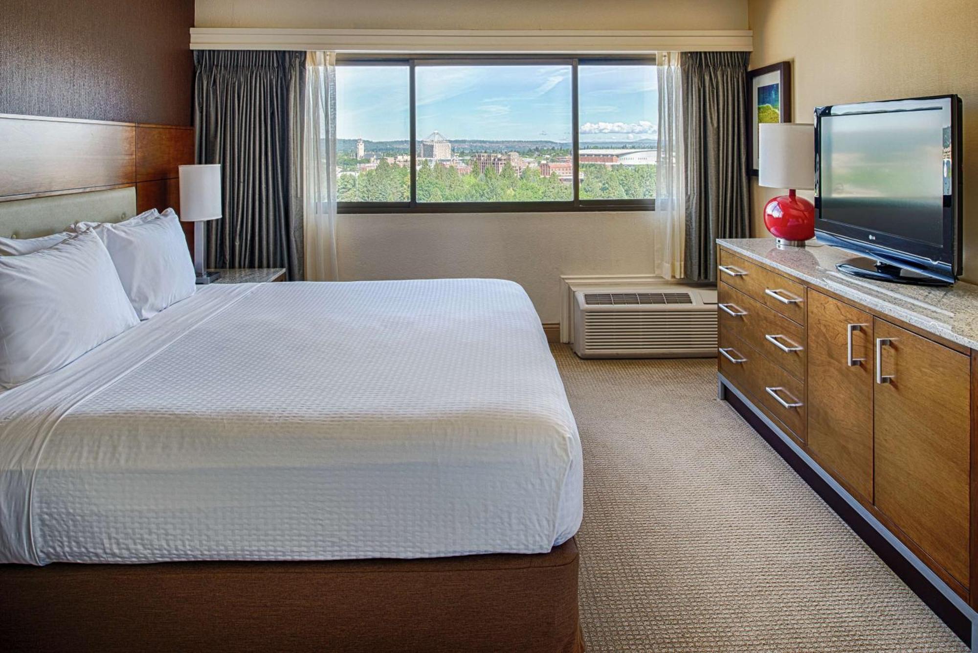 Doubletree By Hilton Spokane City Center Exterior photo