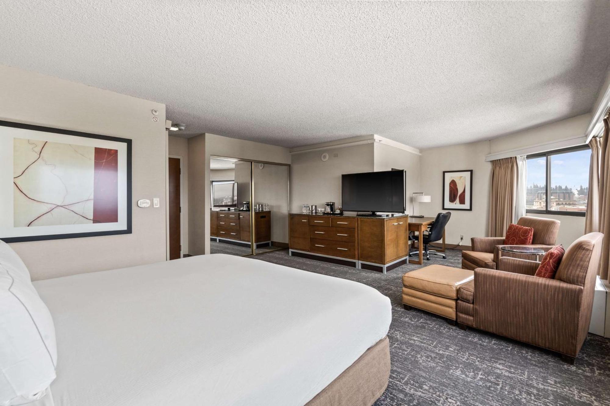 Doubletree By Hilton Spokane City Center Exterior photo